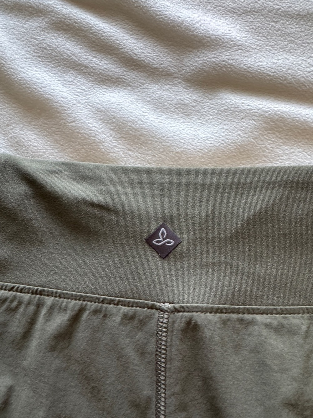 Prana shorts - Picture 10 of 10